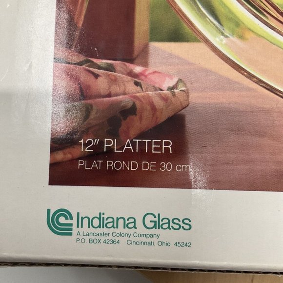 Vtg Indiana Glass 12" Heavy Round Flat serving Platter Clear w/ Diamond Under - Picture 8 of 10